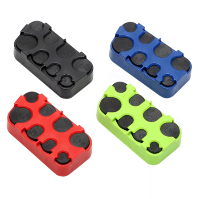 ပလပ်စတစ်အကြွေစေ့တစ်လုံးသည်သင်၏ဒင်္ဂါးပြားများကိုမည်သို့စီစဉ်နိုင်ပြီးလက်လှမ်းမီစေသည်